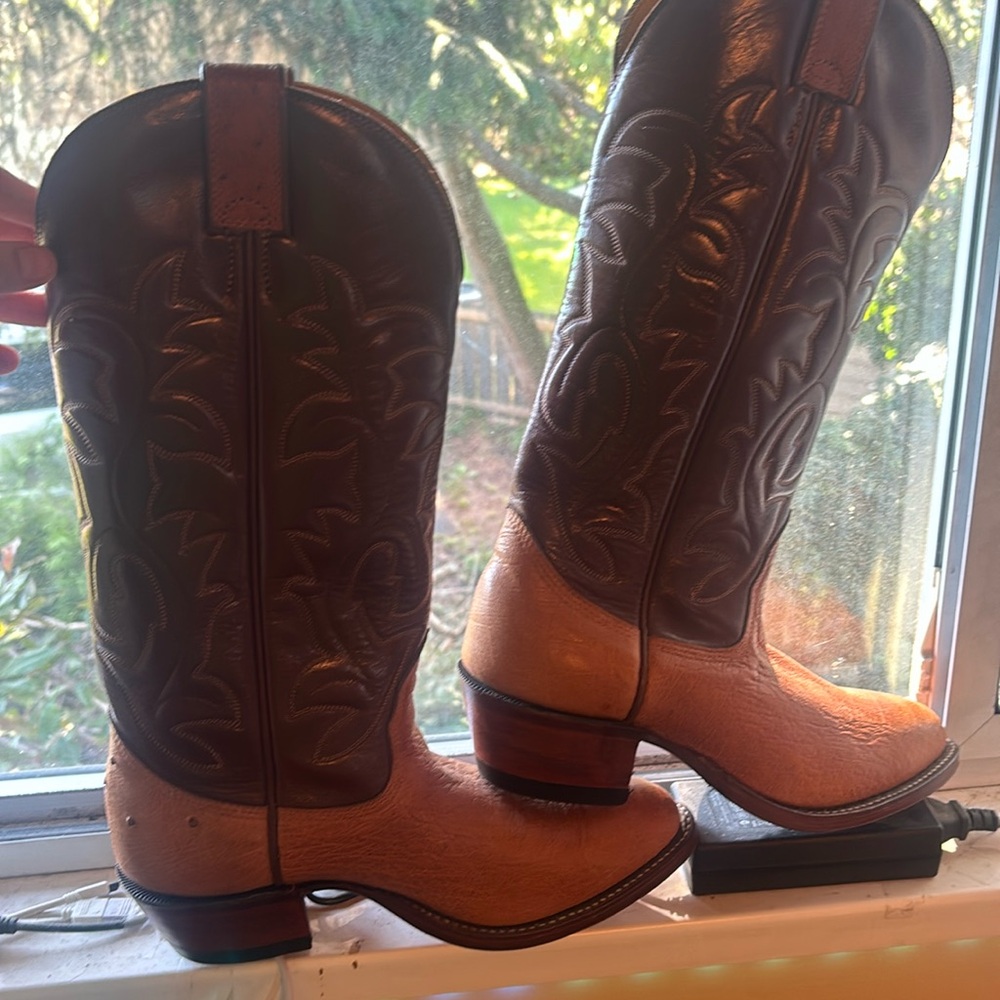 ALBERTA BOOTS